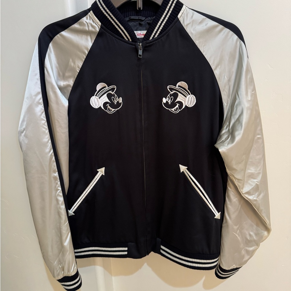 Uniqlo Black and White Disney Zip-Up Bomber Jacket World Tour Mickey